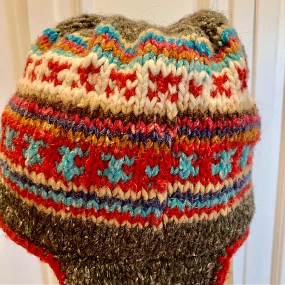 Invisible World Hand Made in Ecuador Wool‎ Hat - Picture 5 of 9